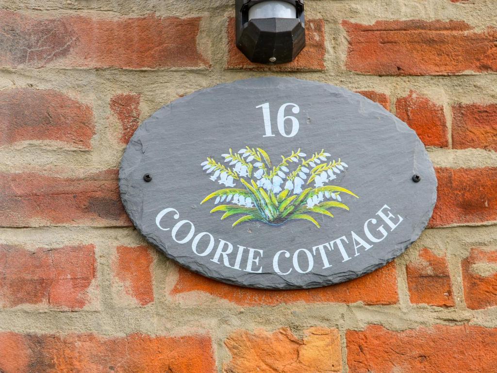 Coorie Cottage room 2