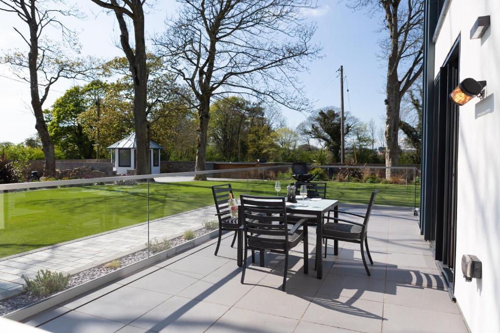 Dafarn Newydd Studio room 2