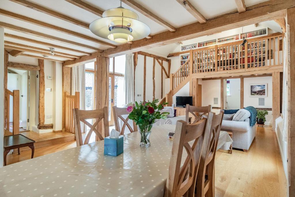 Ducksfoot Barn room 6