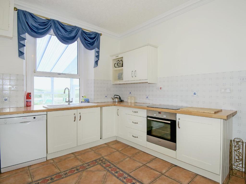 Edderside Hall room 5