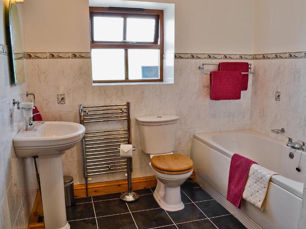 Elidir Cottage room 3