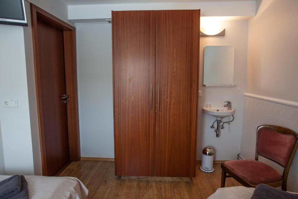 Kaffihúsid Eskifirdi room 1