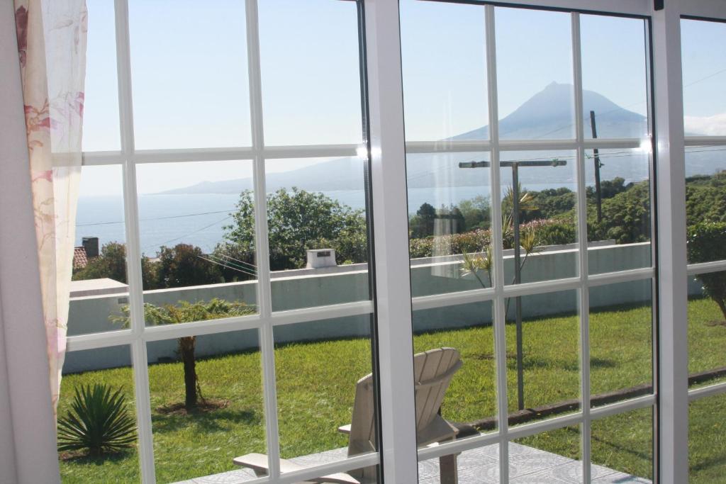 Faial Casa Dankari B&B room 1