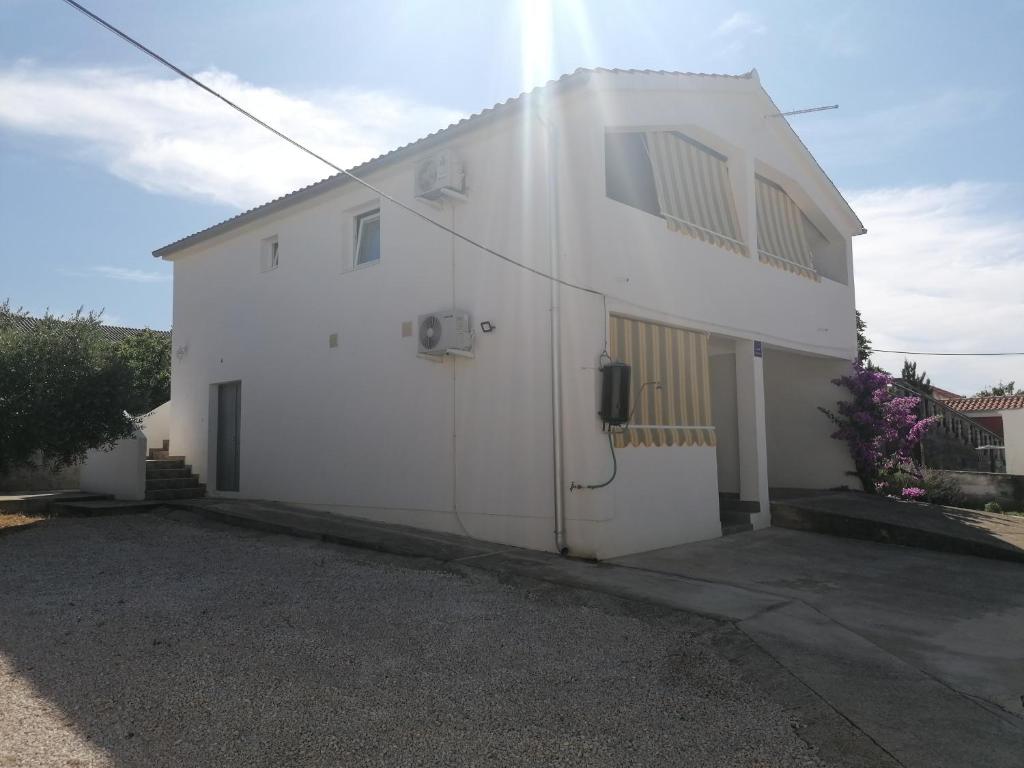 Guest House Nevija room 2