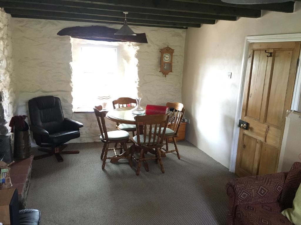 Hafod Boeth room 5