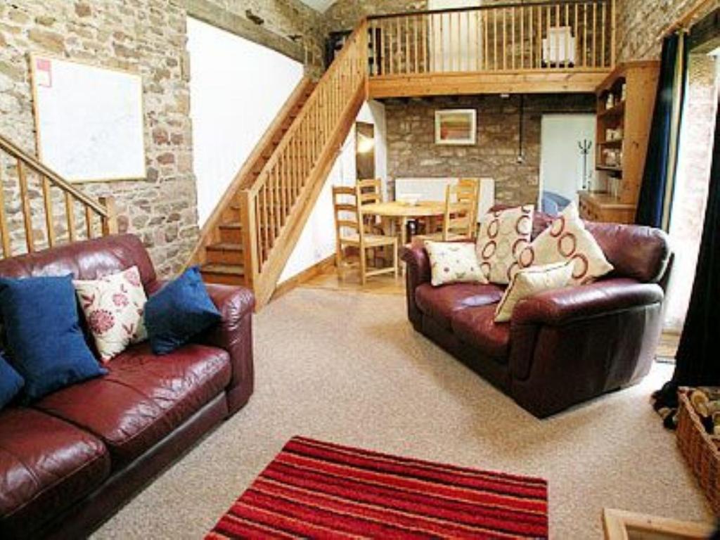 Haytongate Barn room 3