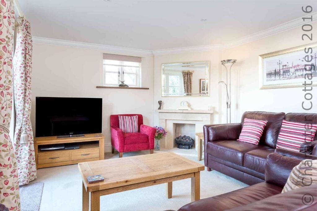 Headford Cottage room 1