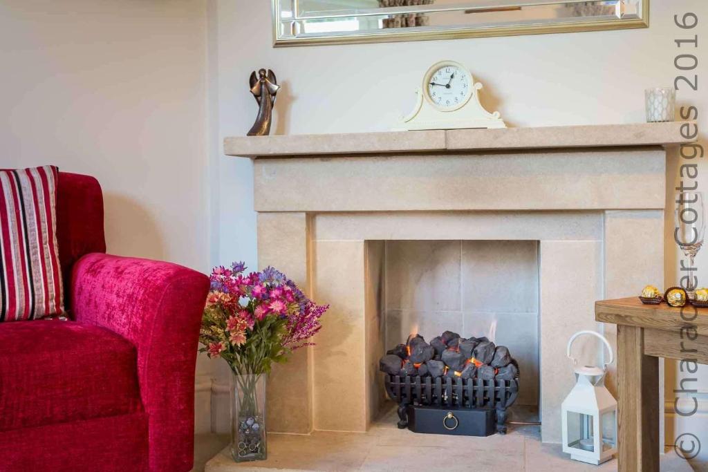 Headford Cottage room 2