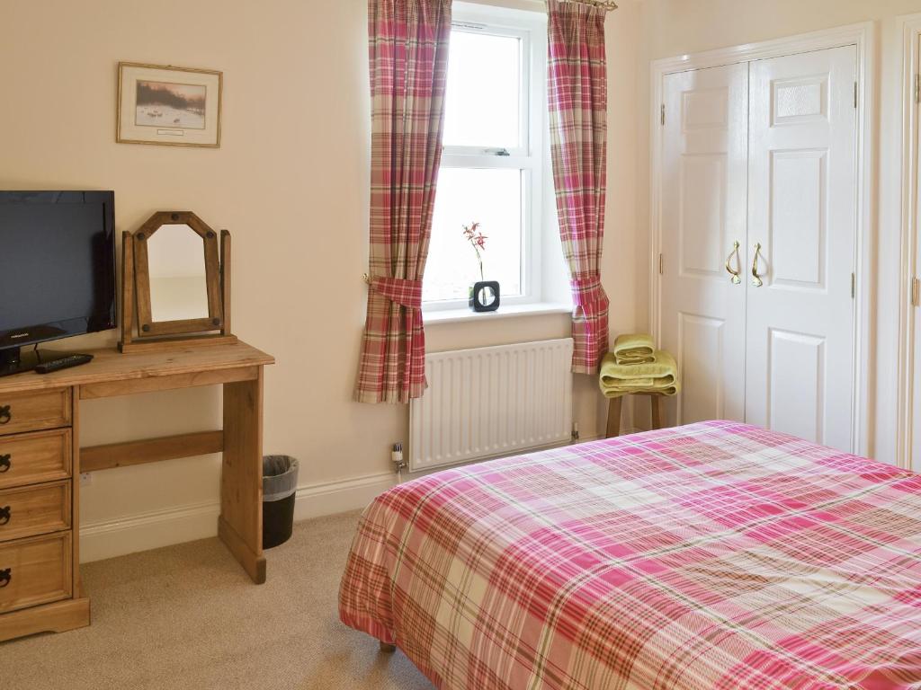 Heckley  Cottage Alnwick room 2