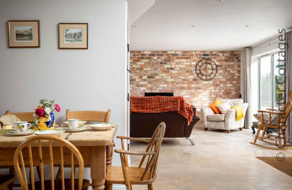 Hetty's Stables room 5