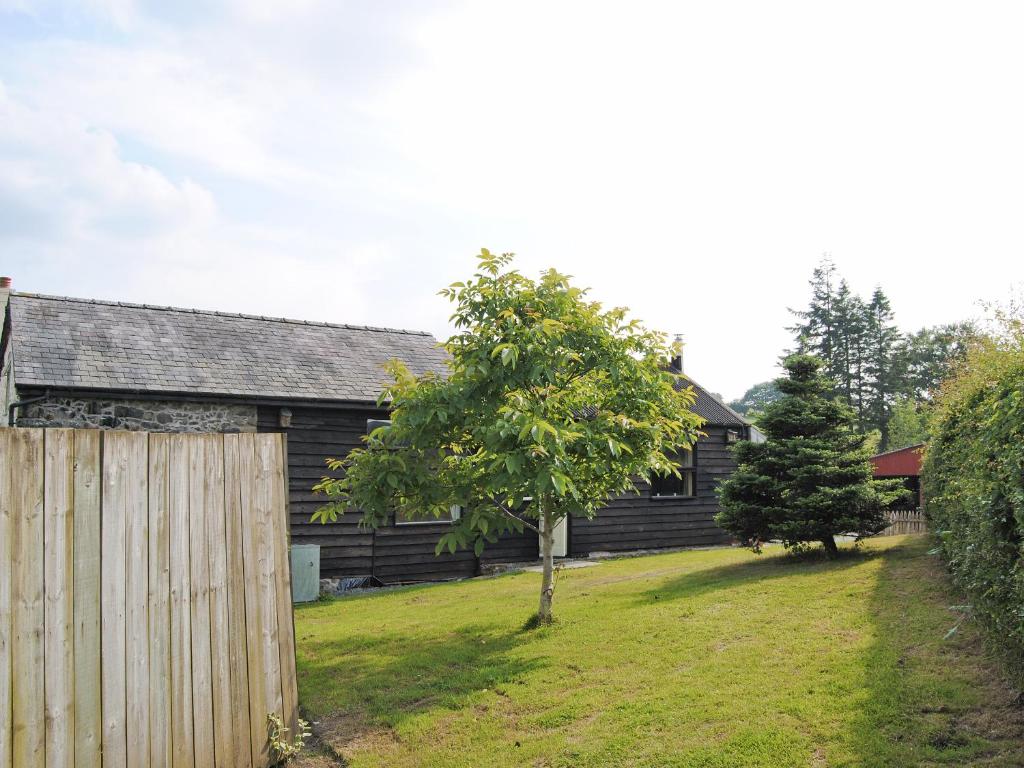 Hirros Hall Longhouse room 5