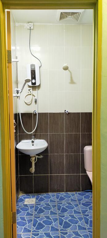 Budget Hotel Meru Raya room 4