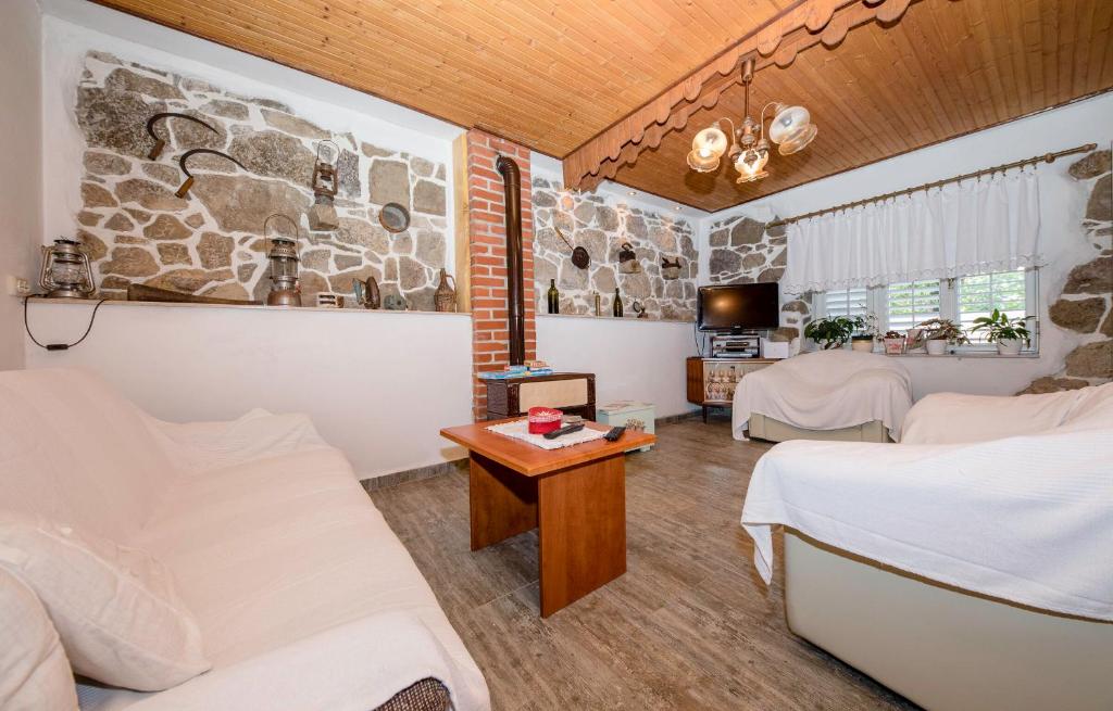 House Predrag room 3