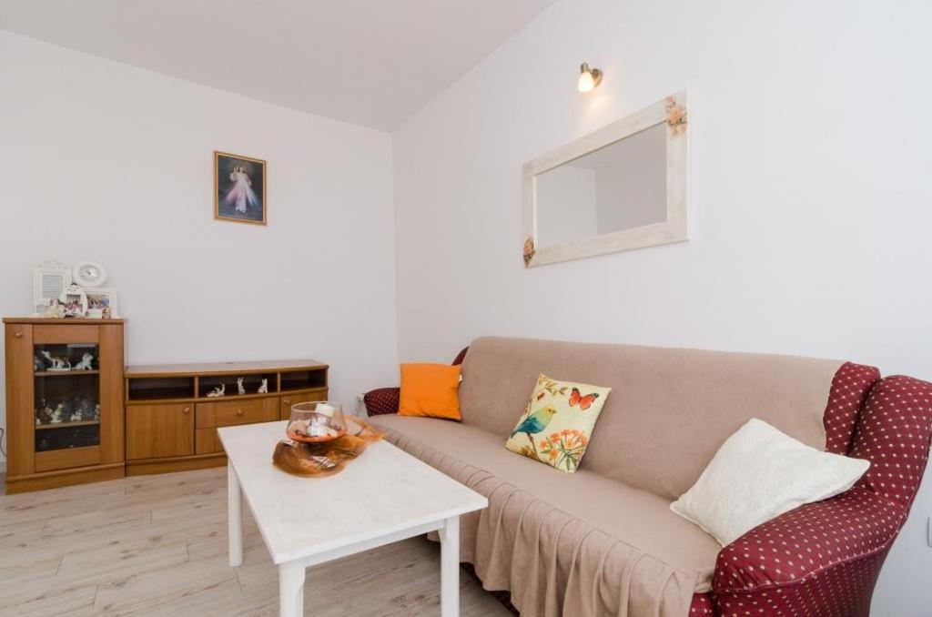 Ivo Guest House room 5