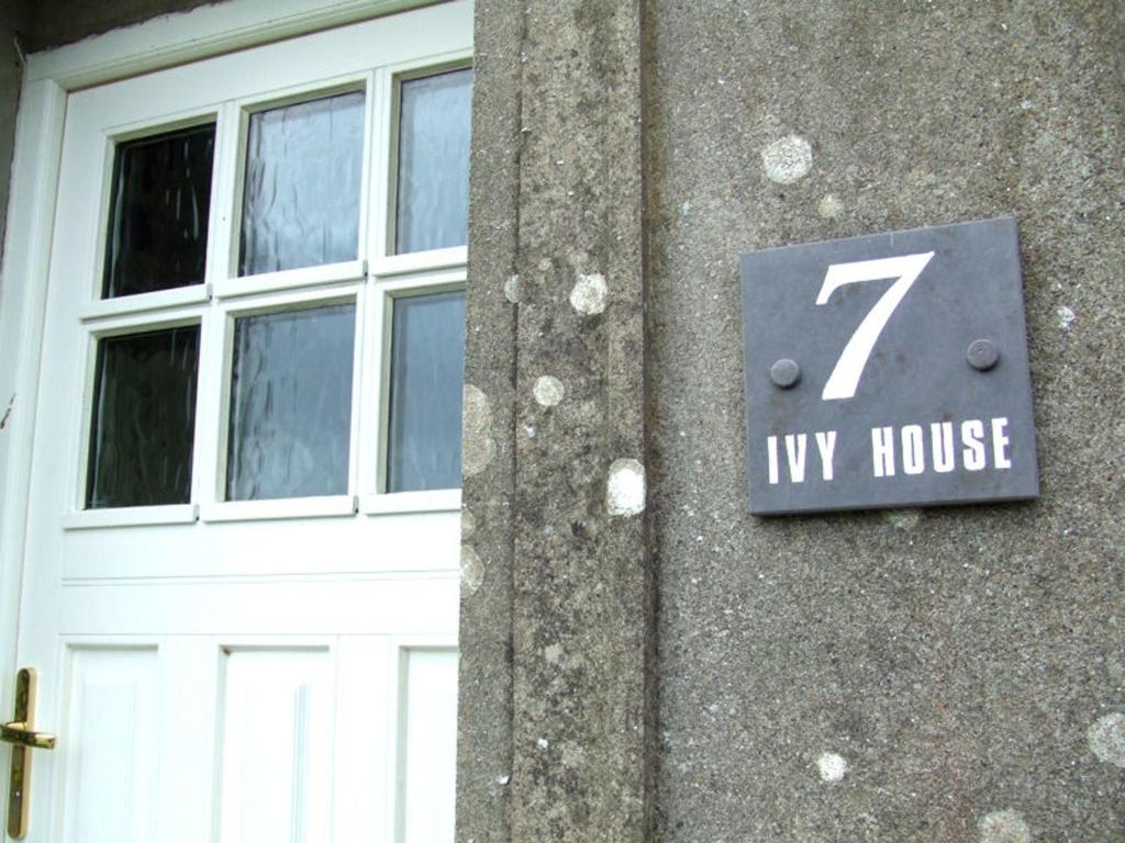 Ivy House Holiday Home room 3