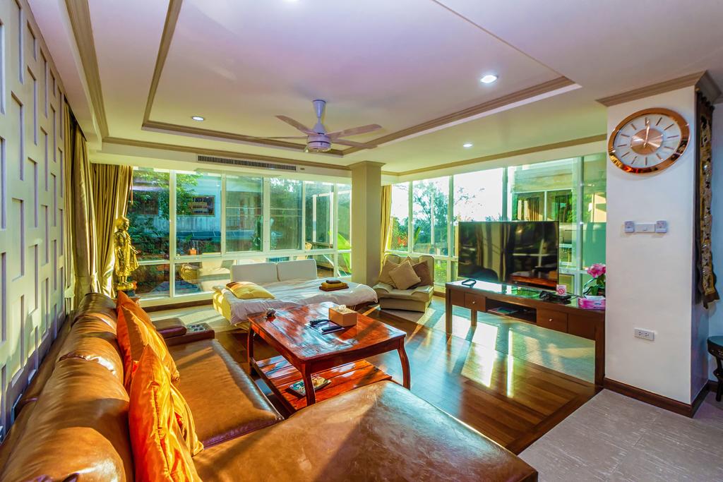 Karon View Resort room 5