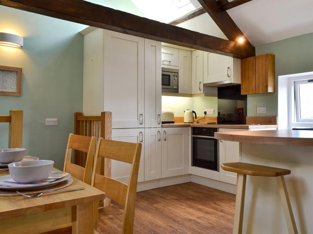 Keats Barn room 5