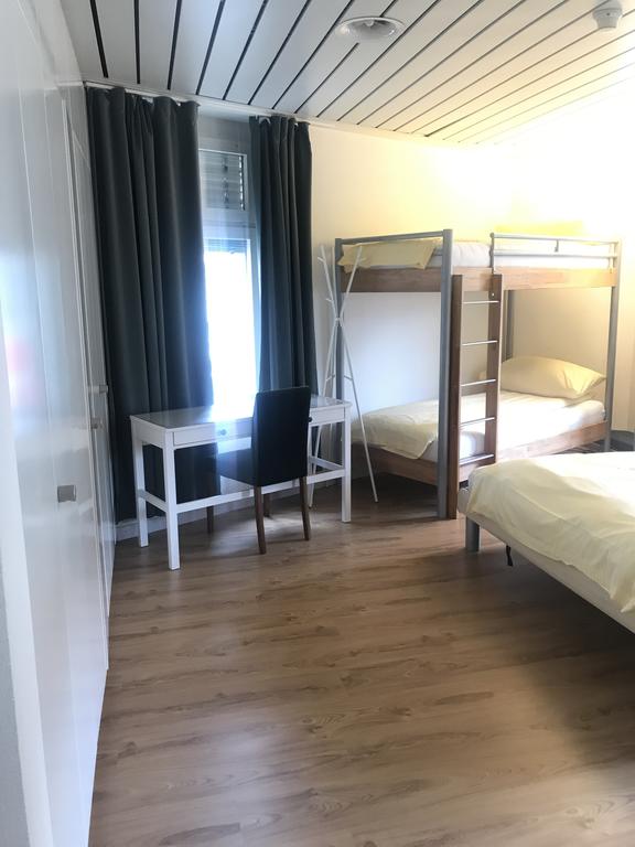 King Apartment room 3