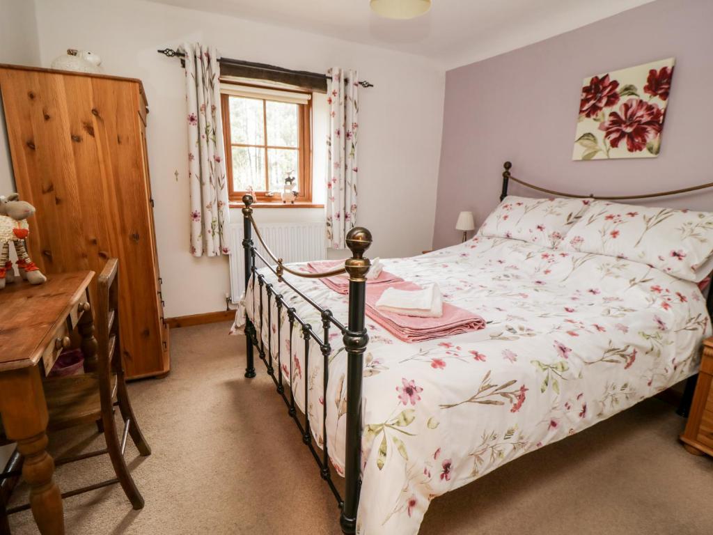 Lavender Cottage room 5