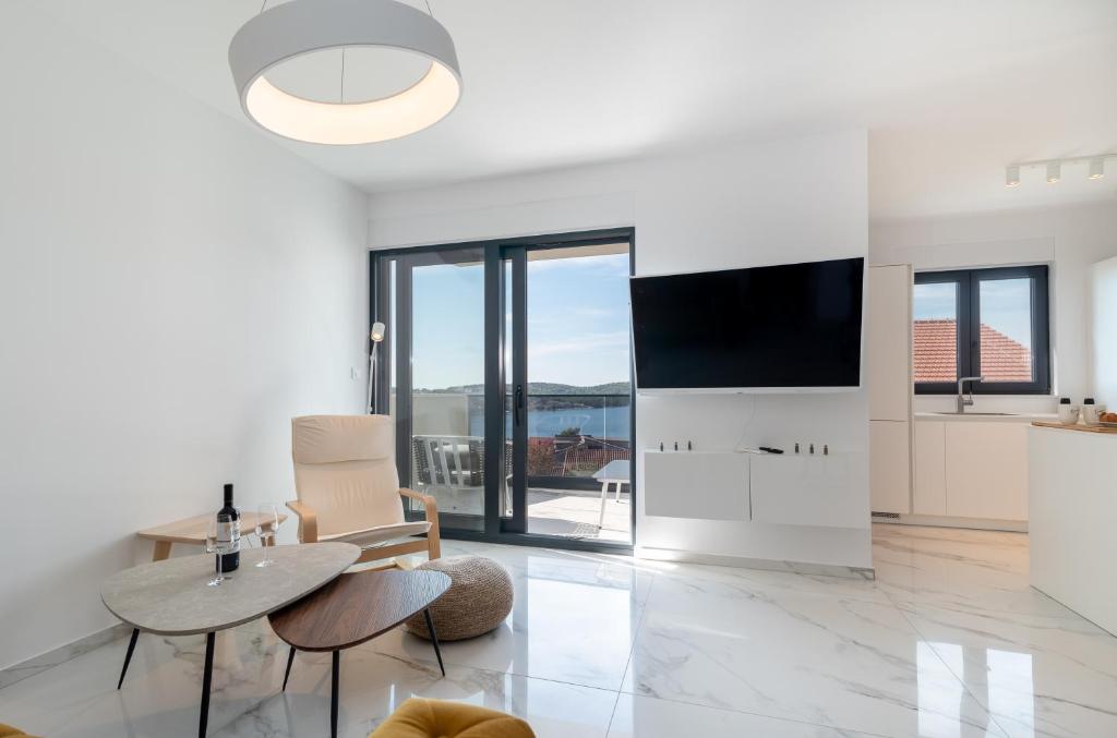 Lavender Tree - Luxury Apartments room 1