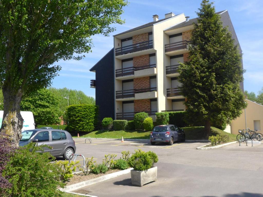 Apartment Le Sporting-14 room 3