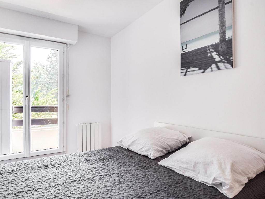 Apartment Le Sporting-14 room 5