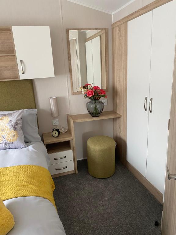 Lilswood Holiday Park Annie’s Retreat Blanchland room 4