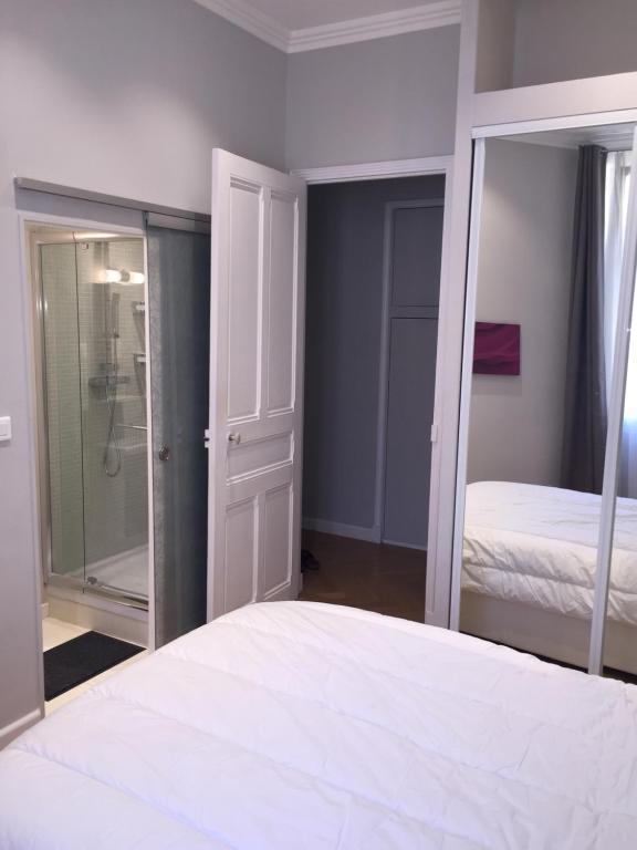 central CANNES - Luxury Clara Residence room 6