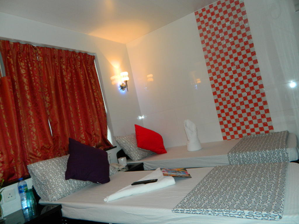 Marrigold Hostel room 3