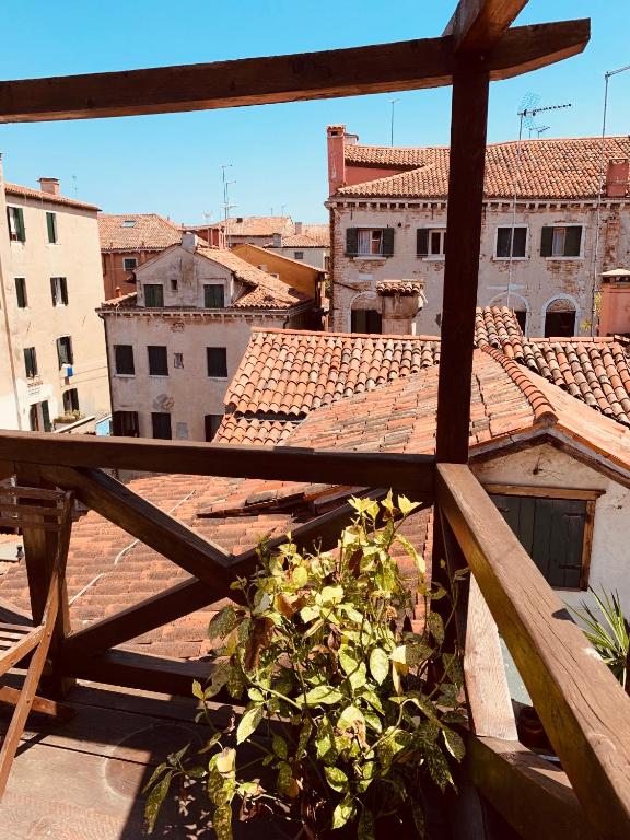 Melusina Roof Terrace room 1
