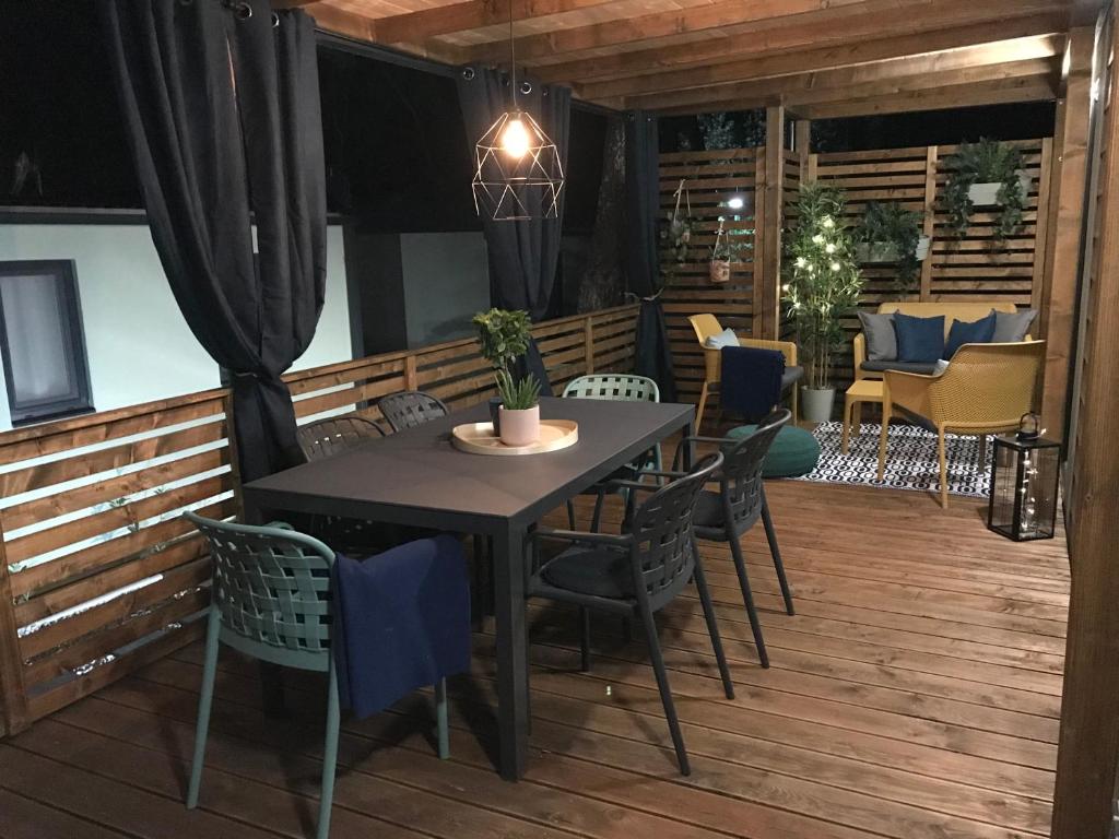 Modern mobile home Ani in camping park room 1