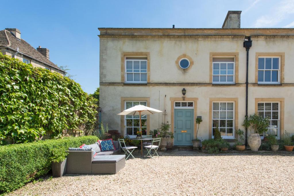 My Place Go - Cirencester Cirencester room 1