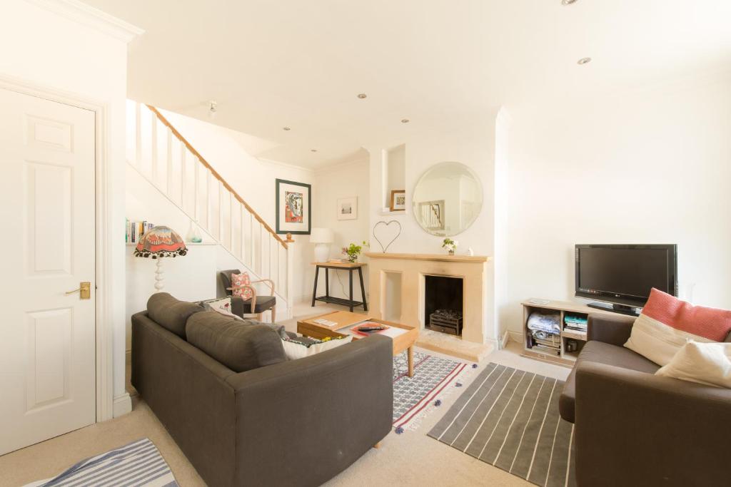 My Place Go - Cirencester Cirencester room 2