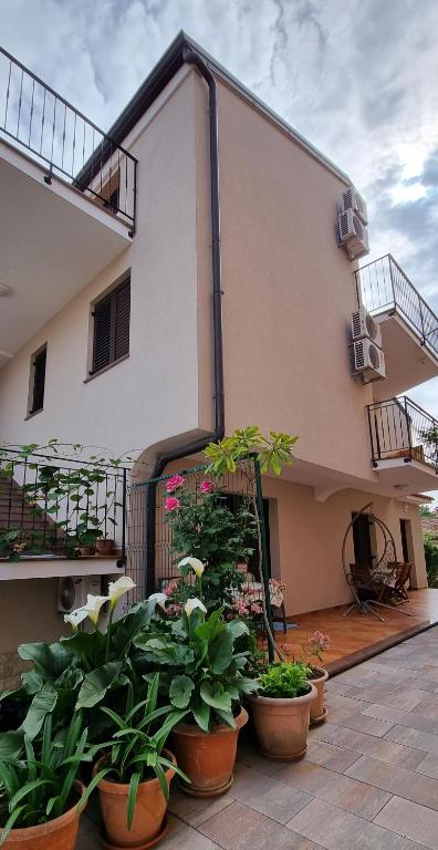 Nadija Rooms Funtana room 4