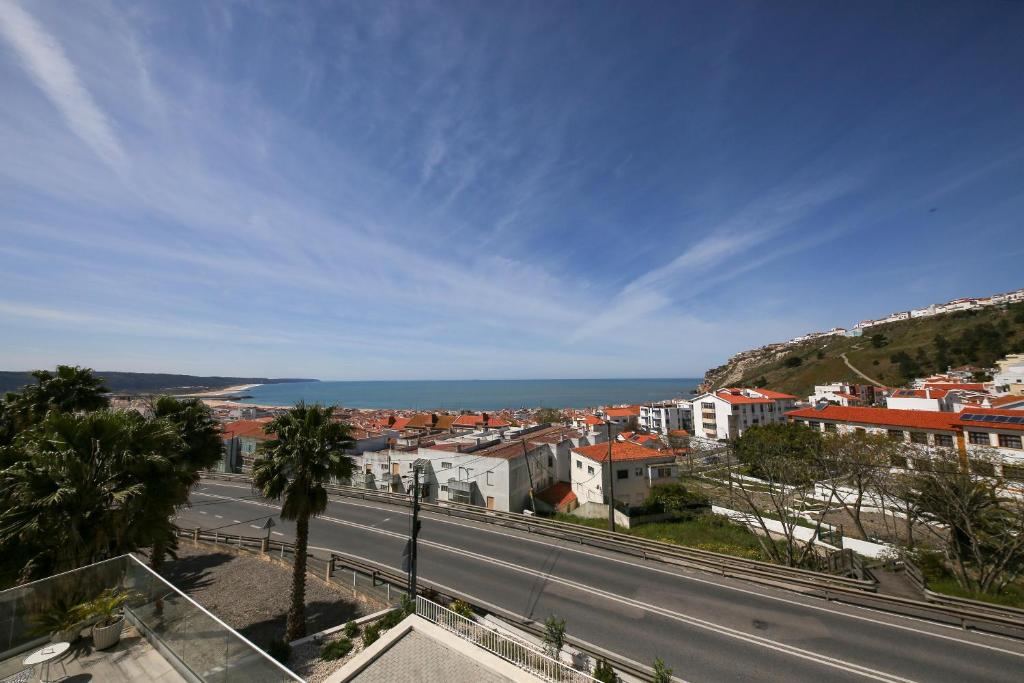 Beautiful Nazaré Apartment, close to the Beach! room 1