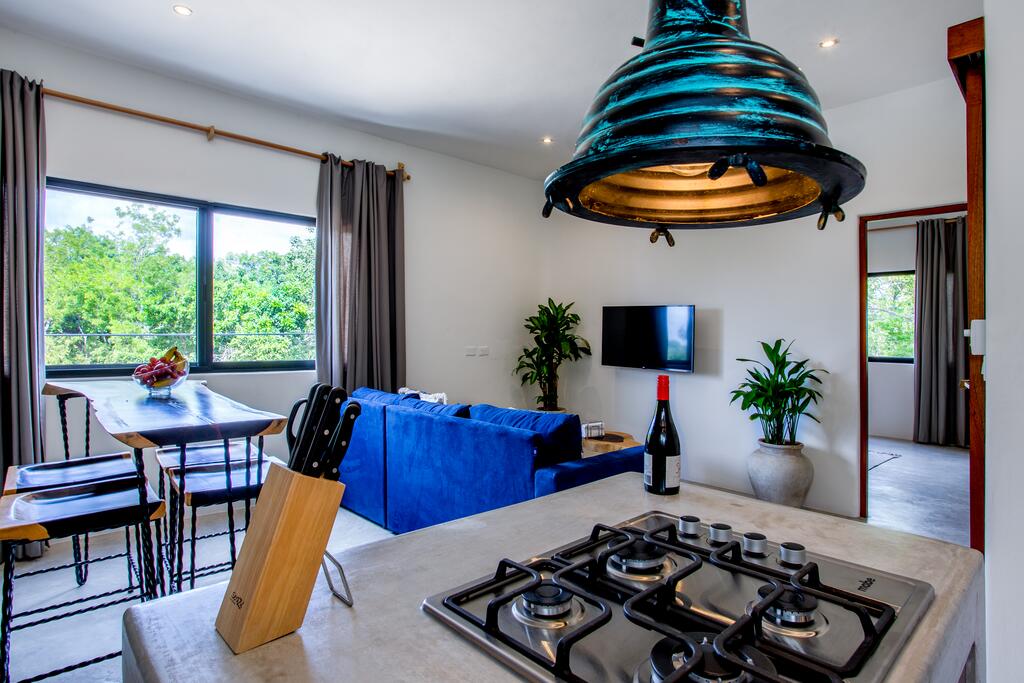 New Penthouse with Private Pool room 4