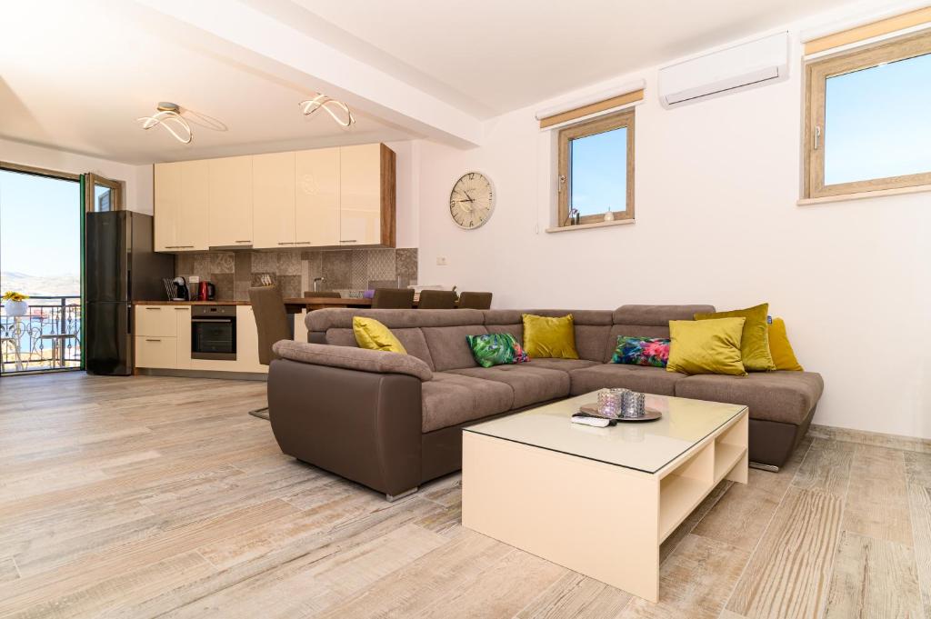 The Place Apartments Okrug Gornji room 1