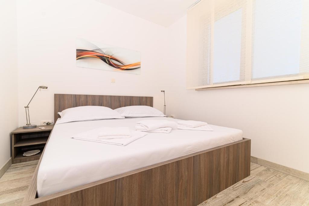 The Place Apartments Okrug Gornji room 3