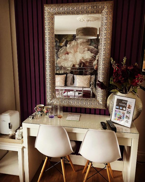 One ninety Boutique Accommodation room 3