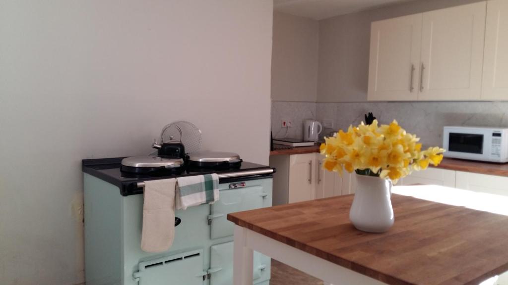 Owl Cottage room 1