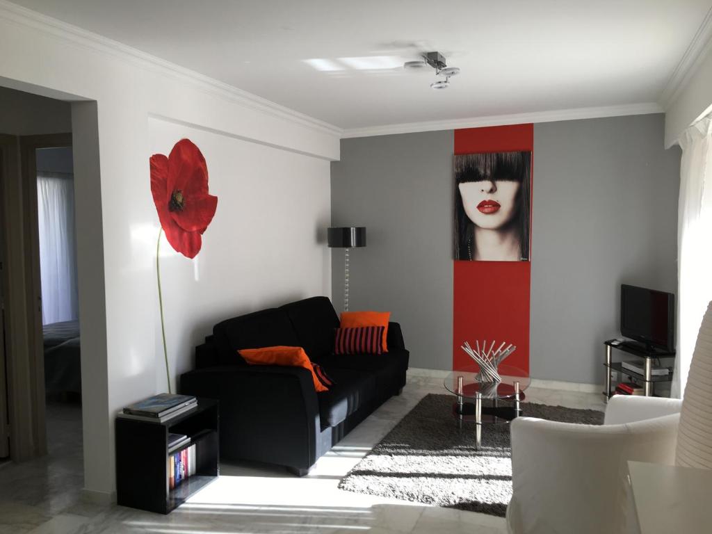 Palais Lumière room 1