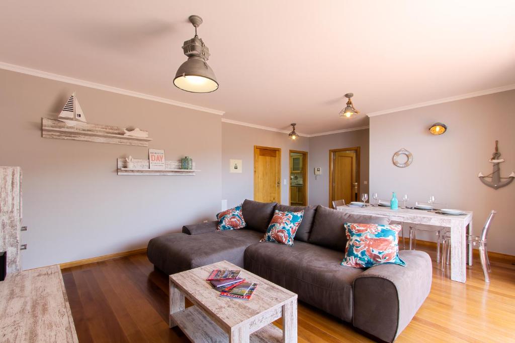 Peace Haven Calheta room 6