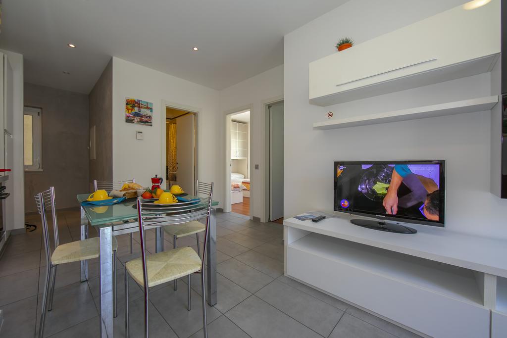 Pepita Home Lugano room 2