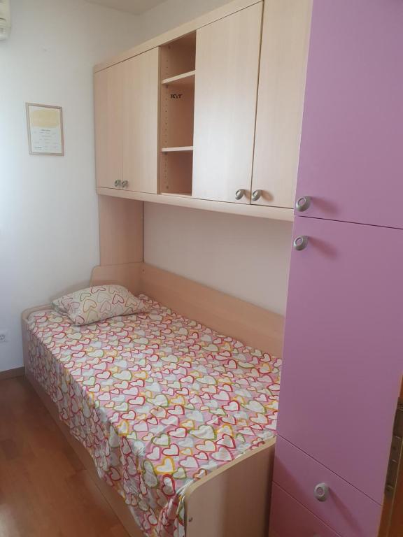 Perfect summer place room 5