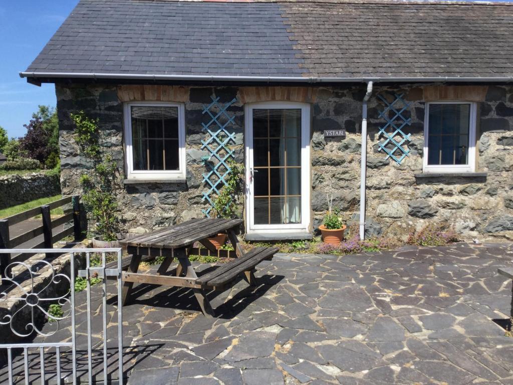 Plas Y Nant room 5