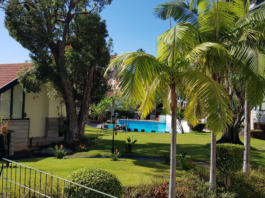Reids Gardens Luxury Flat in Madeira Island room 4