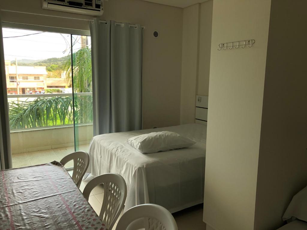 Residencial Florida room 6