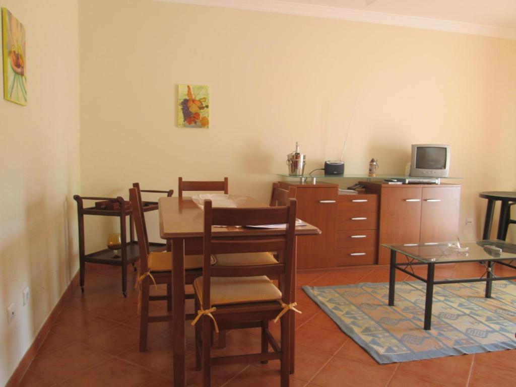 Rising sun Algarve apartment room 5