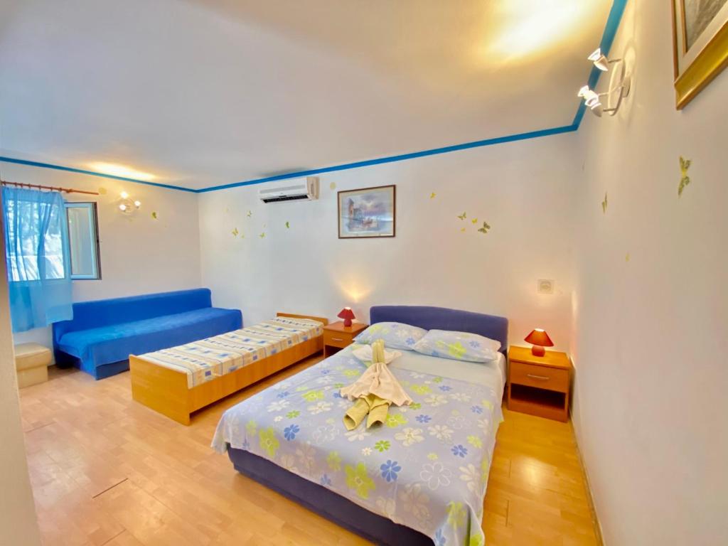 Apartments Romantic and Laguna Mljet room 3
