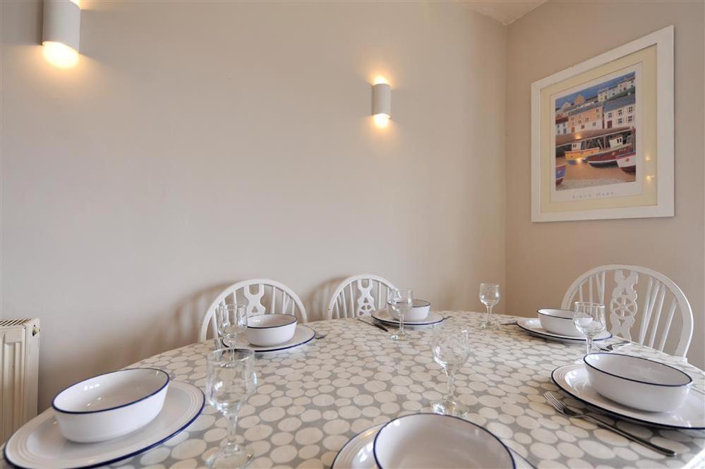 Ross House room 6